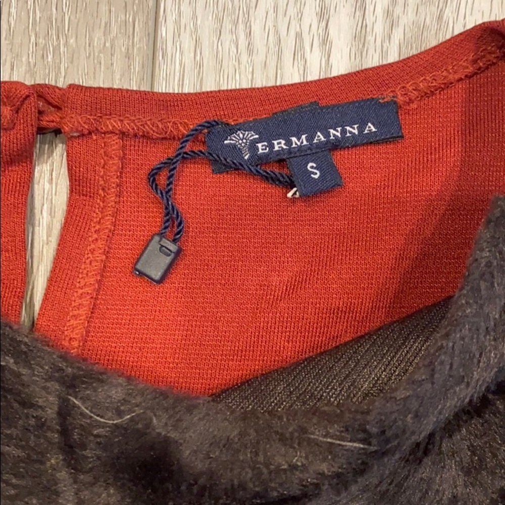 Ermanna Faux Fur Cropped Top - Picture 3 of 6